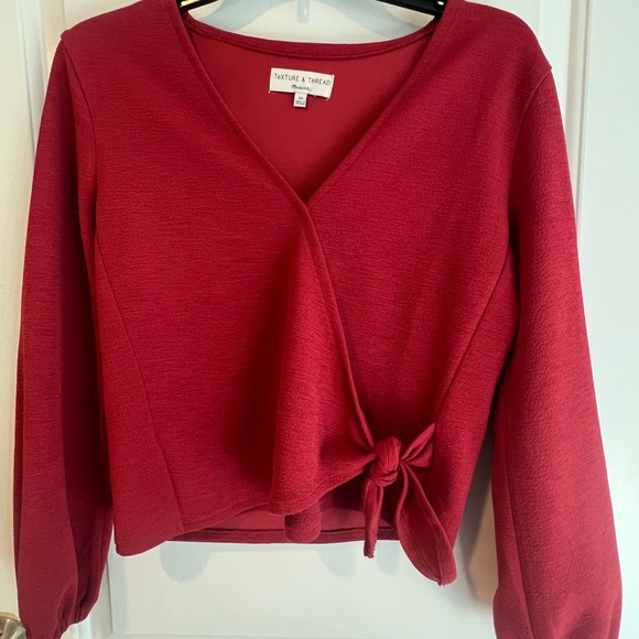 Texture & Thread Madewell Shirt V-front L/S, Red Size XS cross tie - Picture 5 of 12